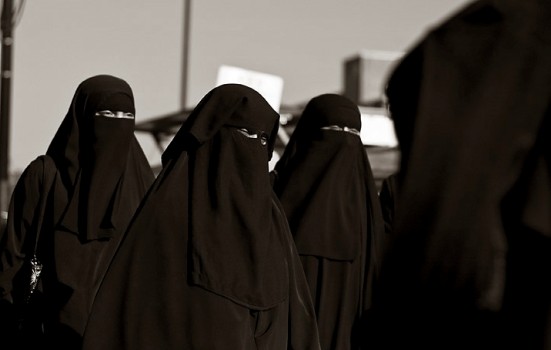 triple talaq law insider in muslim woman girl